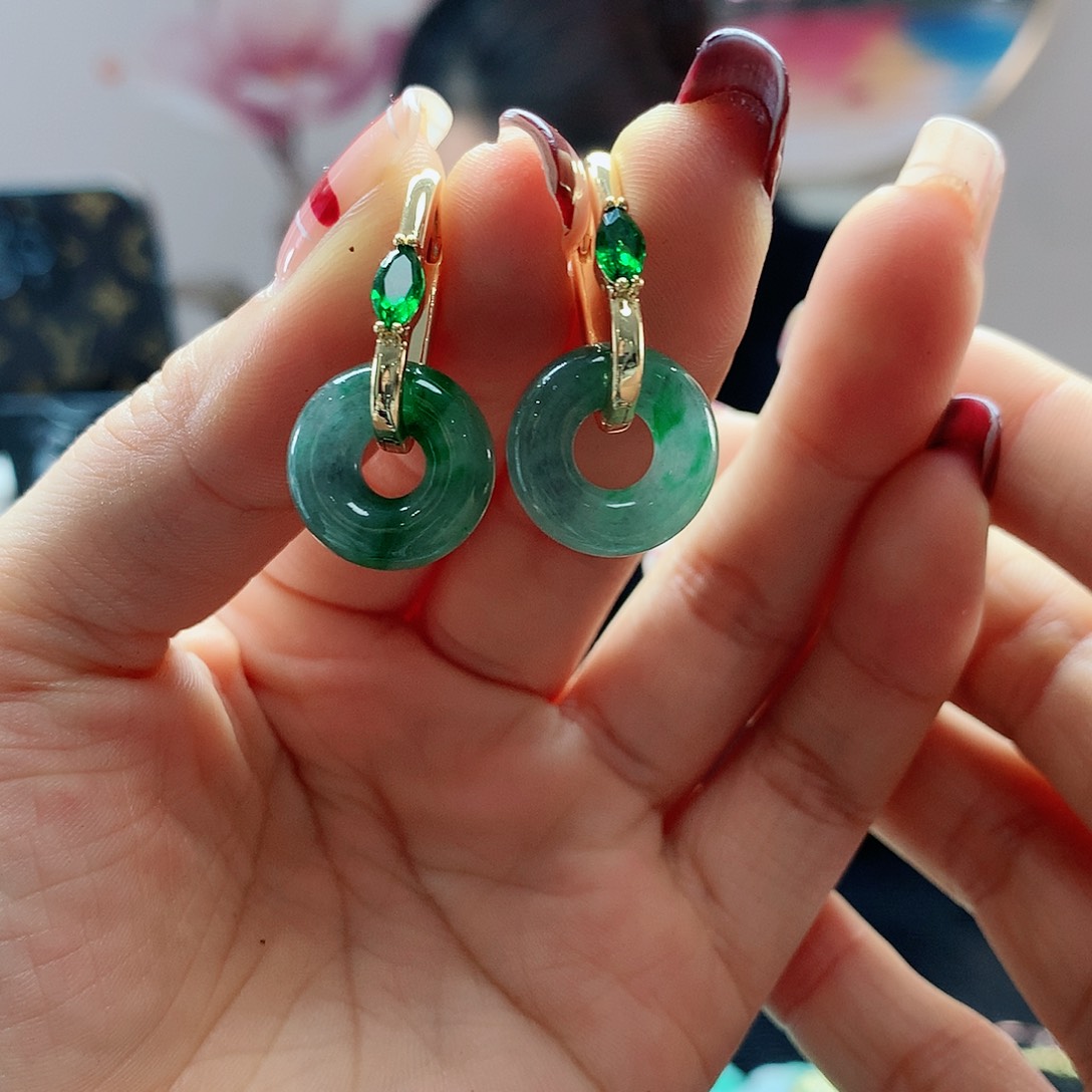 【闪购商品】翡翠耳饰未镶嵌，