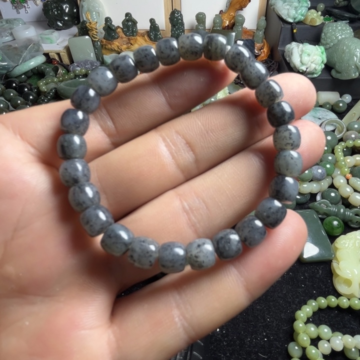 和田玉手串未镶嵌卡8