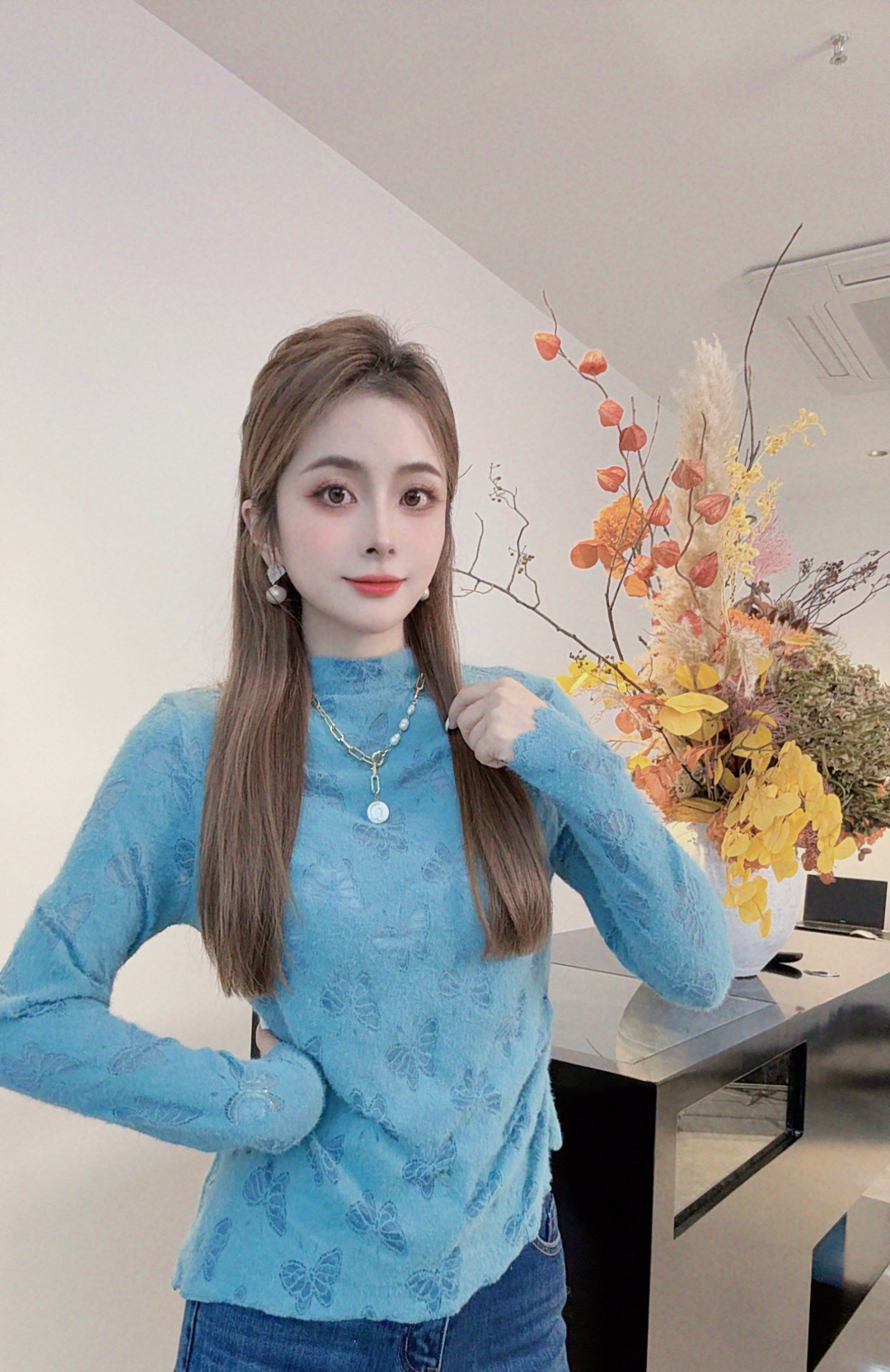 SS.studio/双双“蝴蝶梦娆”秋冬新款有弹力百搭立体蝴蝶打底衫上衣