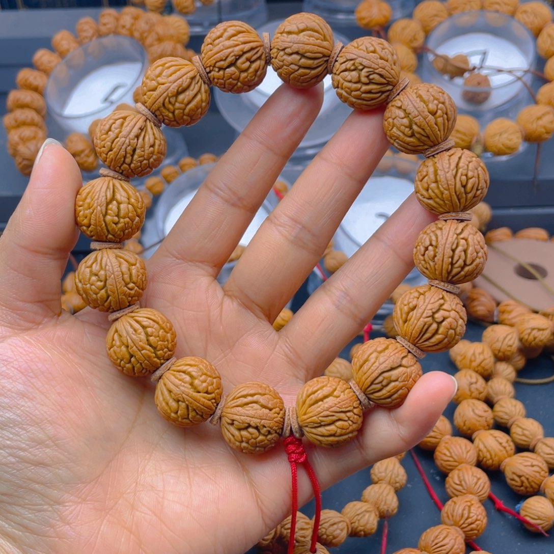 桃核手串.****.红红火火过大年8