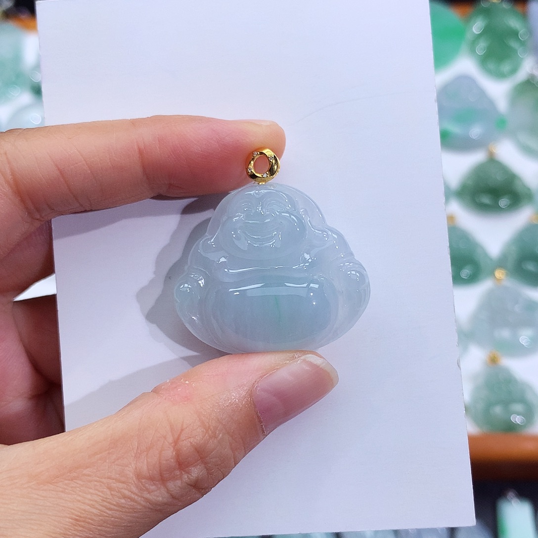 翡翠18K金镶嵌颈饰翡翠吊坠