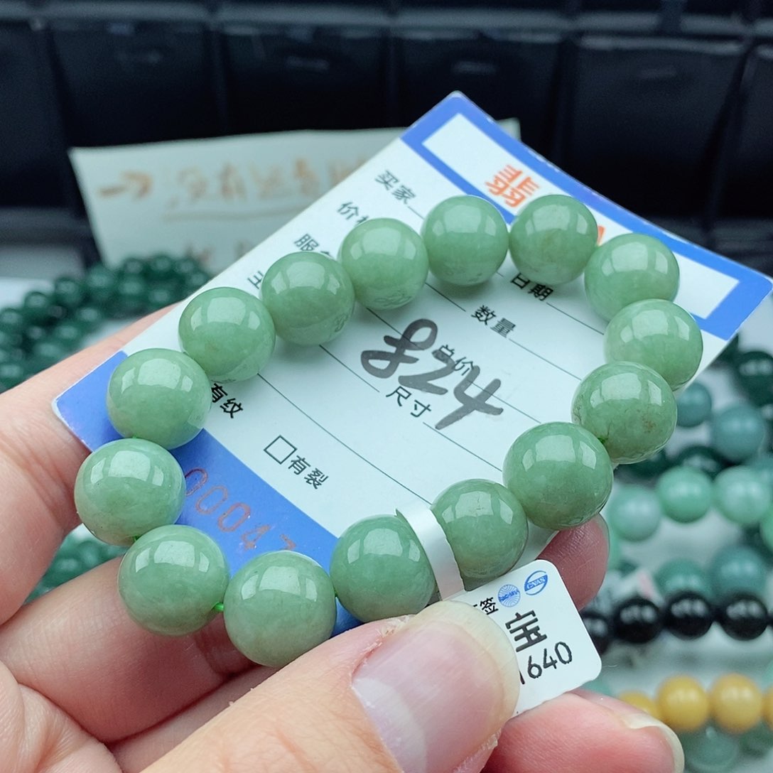 翡翠毛衣链未镶嵌