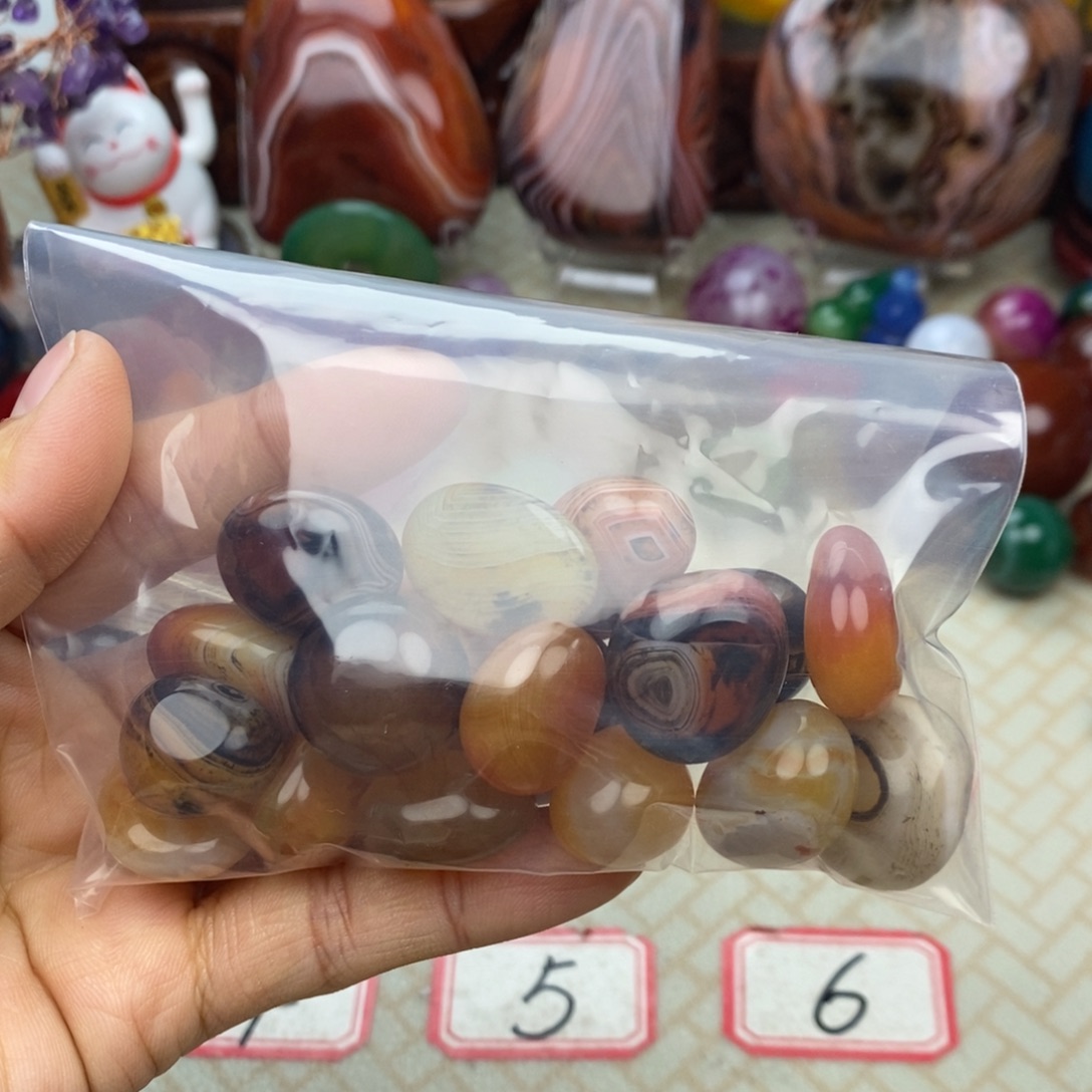 小***儿玛瑙/玉髓未镶嵌颈饰