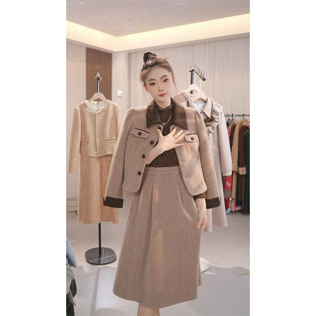 L698 2024年秋季小香风套装时尚洋气减龄显瘦遮肉拼接连衣裙＋外套