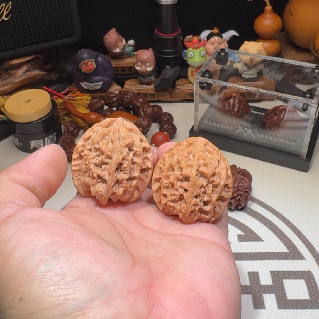 文玩核桃吊坠全品山地苹果园编号14