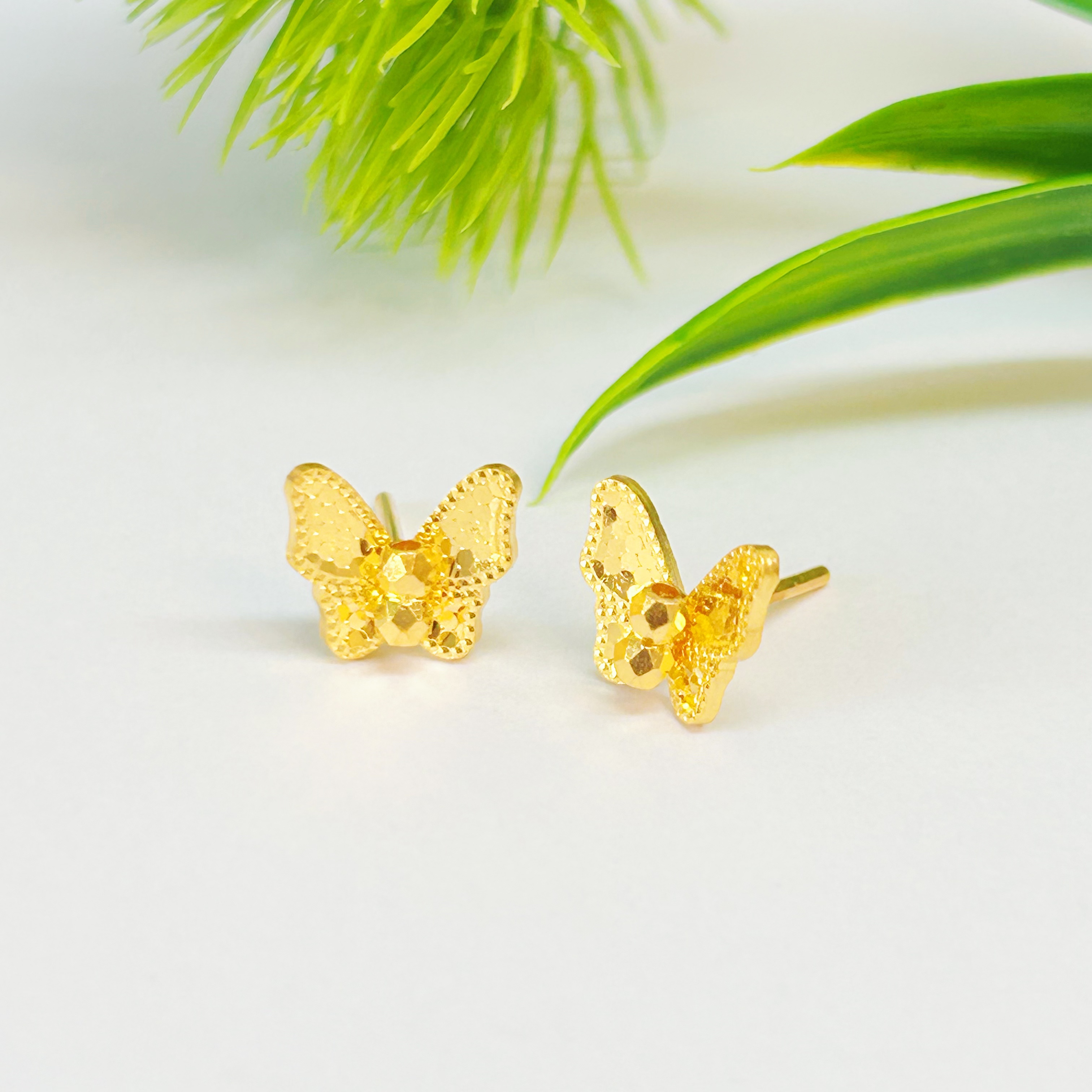 【富远黄金】足金鱼鳞立体蝴蝶耳钉直针款FYHR20020556