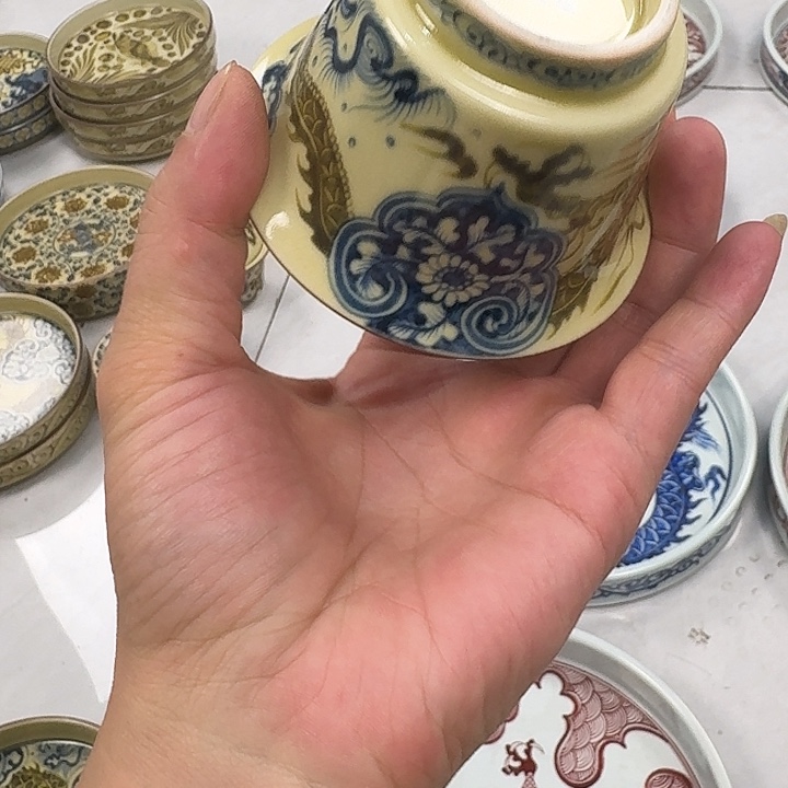 瓷片釉里金如意穿花二才马蹄盖碗景德镇