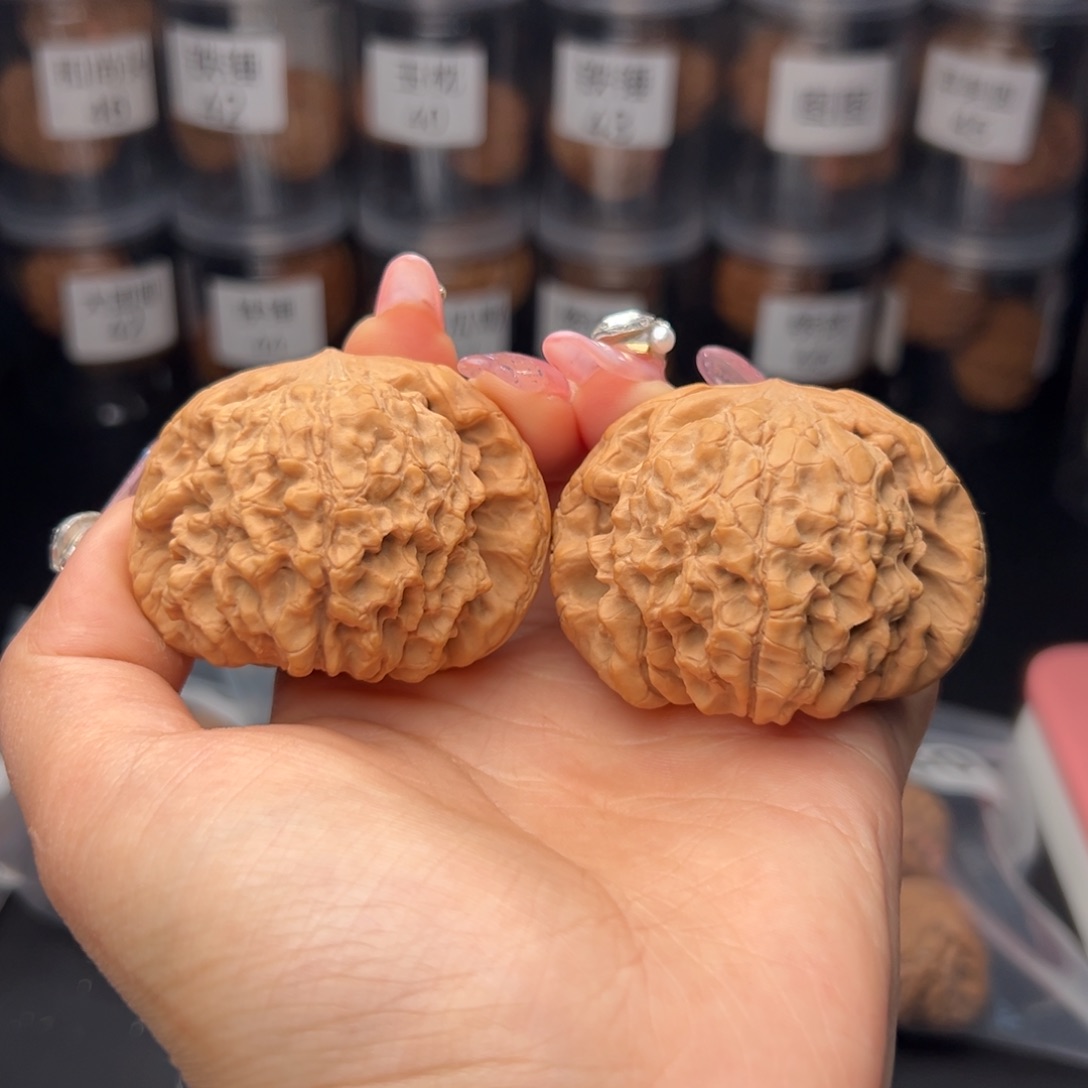 文玩核桃吊坠A龙鼎