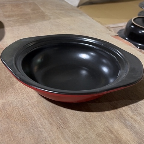 微瑕，明火，长19厘米，高5外红内黑1个