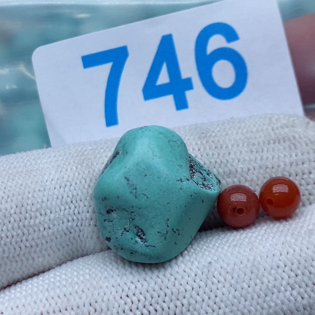 南红玛瑙未镶嵌珠宝奇石