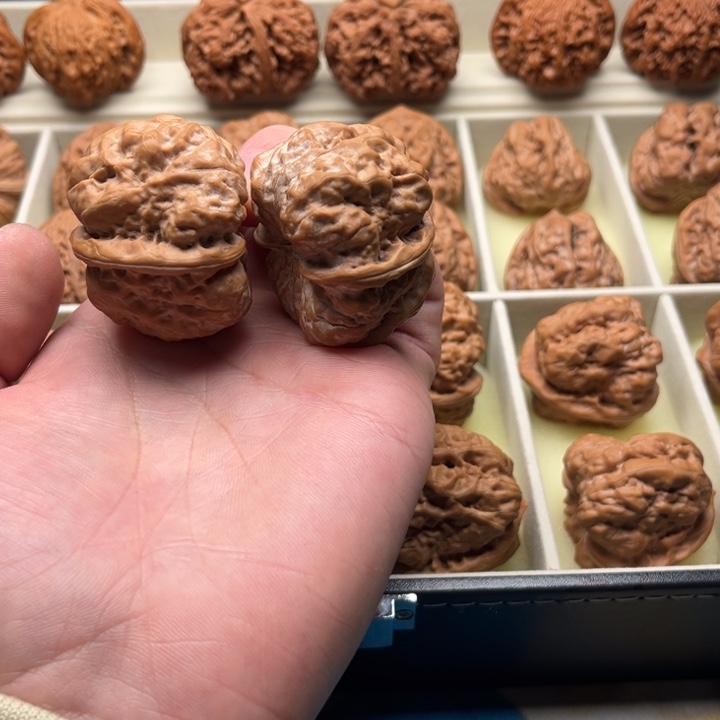 ****ω文玩核桃吊坠40蛤蟆头