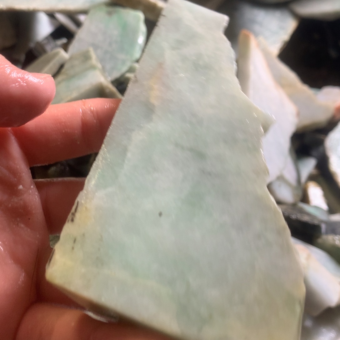 翡翠颈饰未镶嵌缅甸翡翠