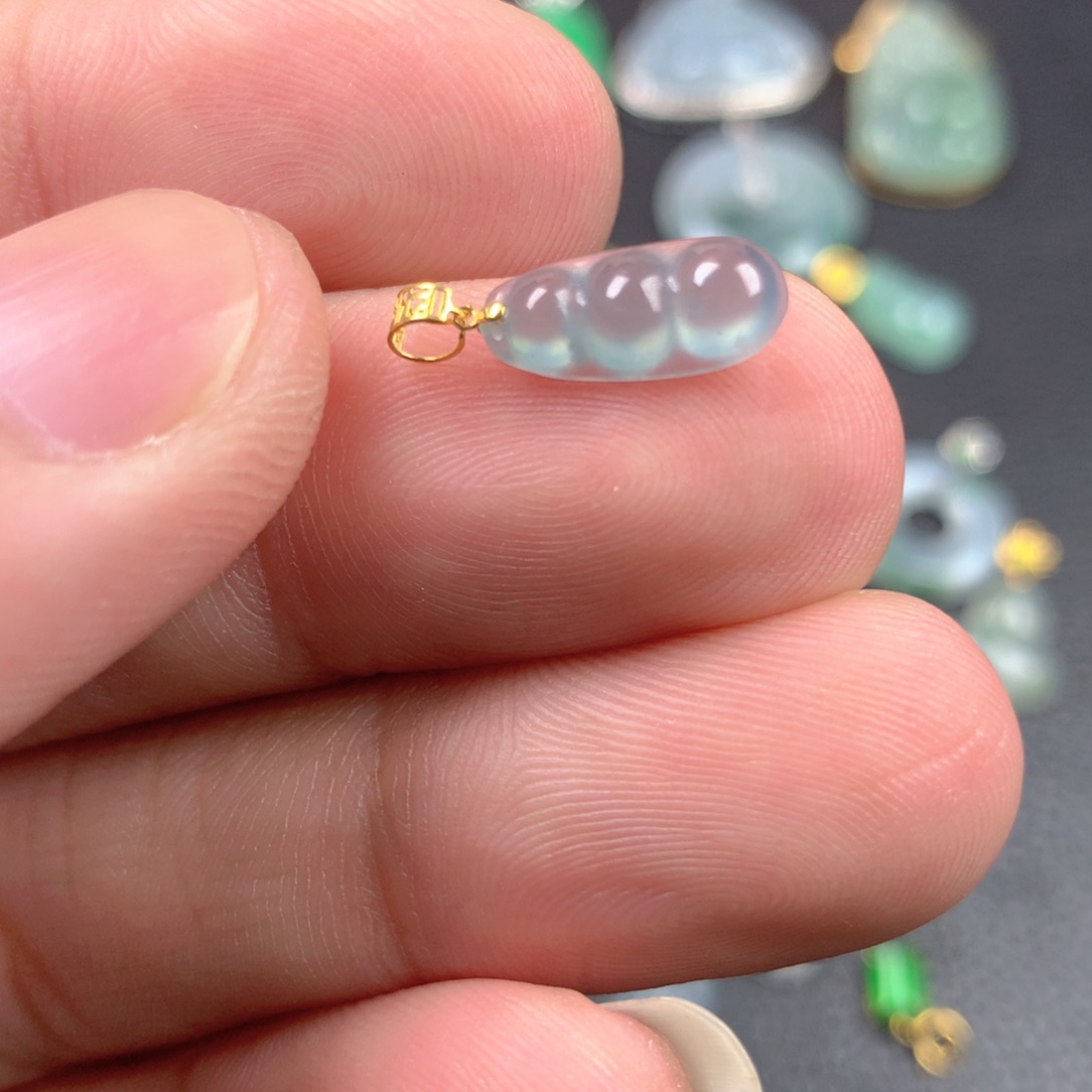 【闪购商品】翡翠18K金镶嵌颈饰翡翠