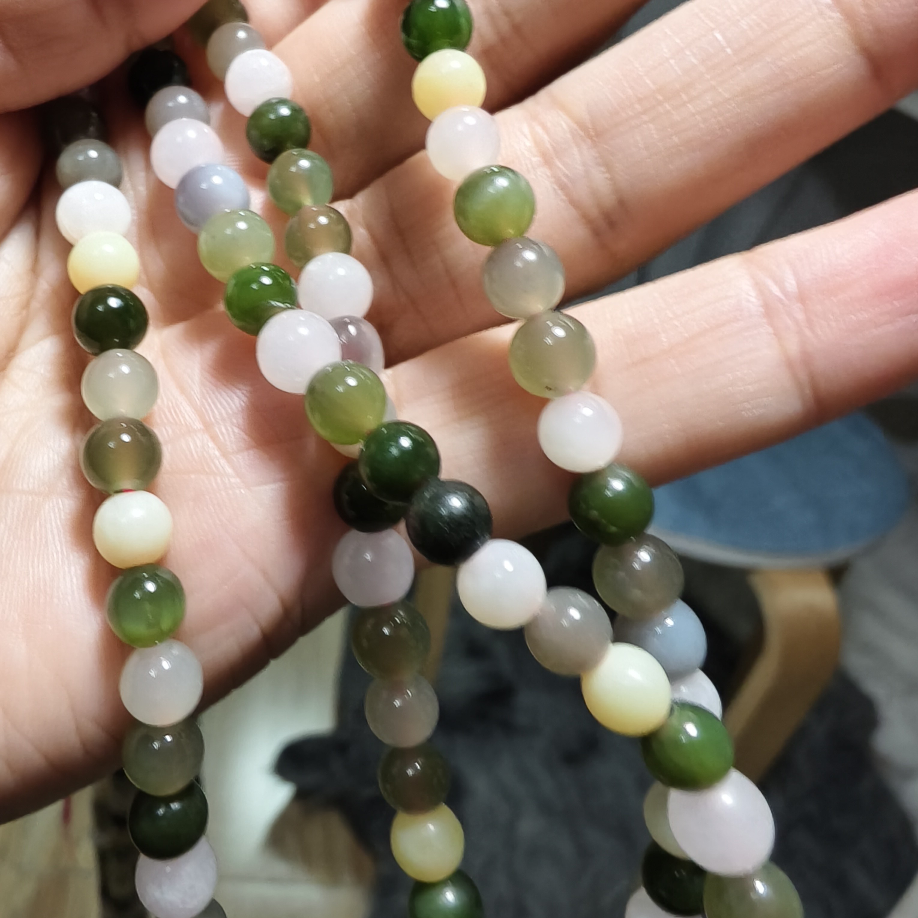 天然和田玉多宝108颗卡6随机一条默认瑕疵这个价格需要包容