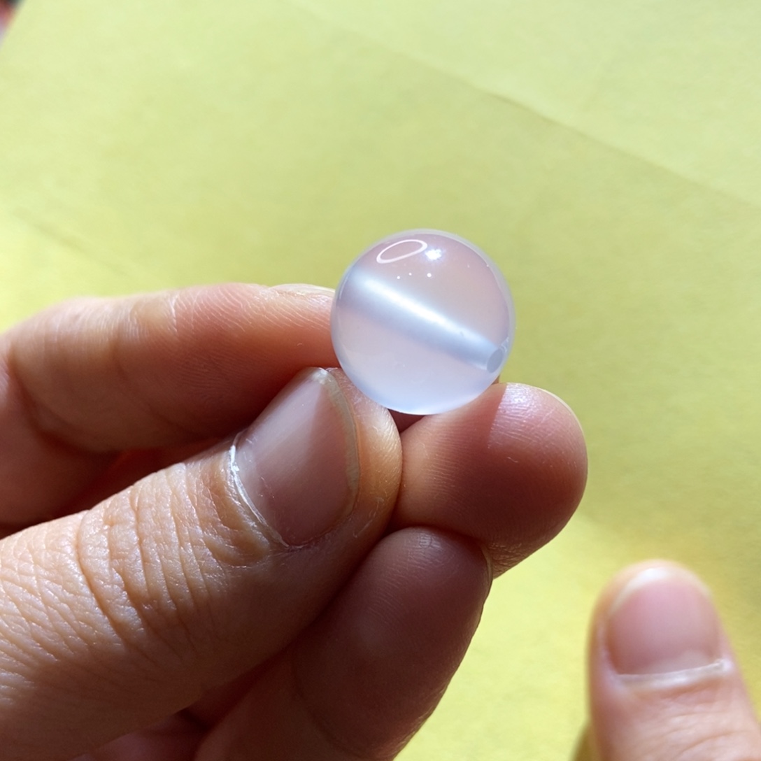 石英质玉未镶嵌颈饰