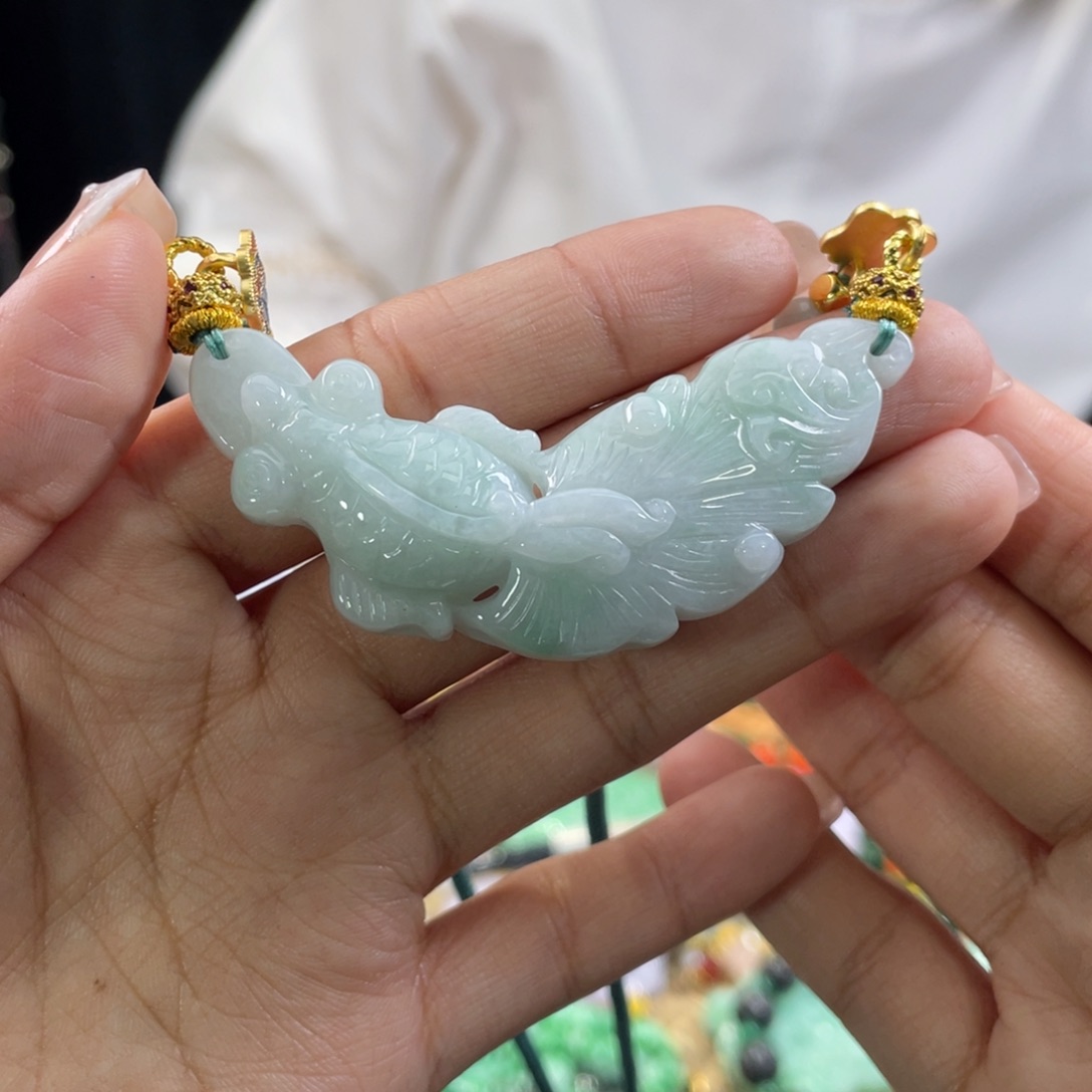 翡翠颈饰未镶嵌代编织