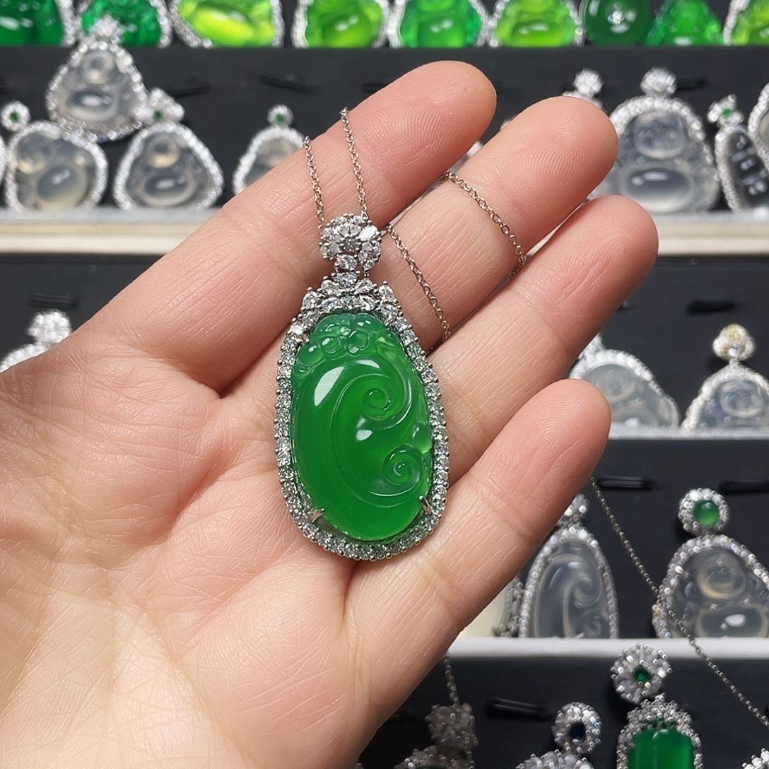 玛瑙/玉髓颈饰合金