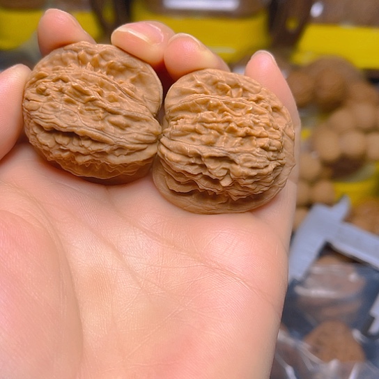 文玩核桃吊坠四座楼