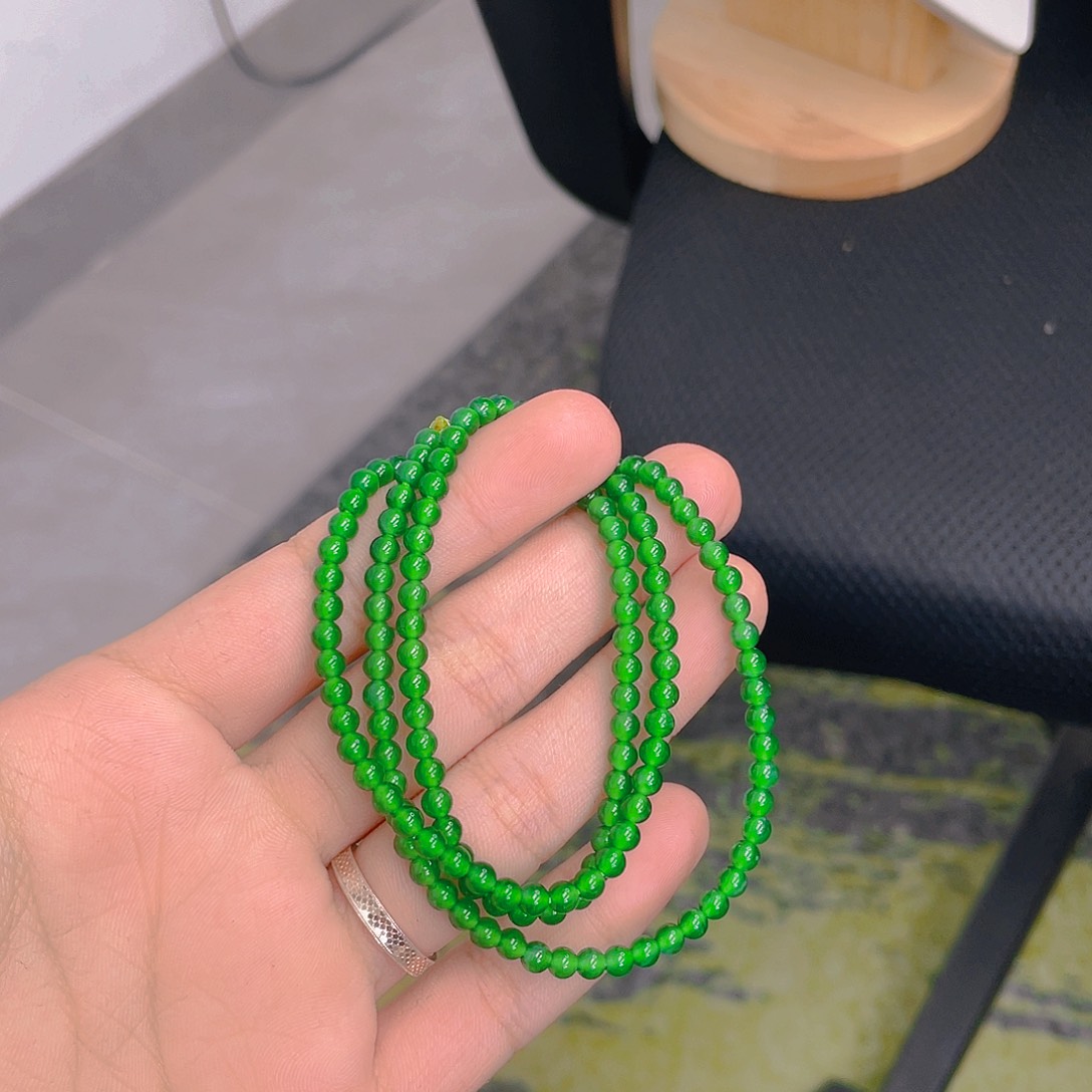 翡翠未镶嵌颈饰卡4