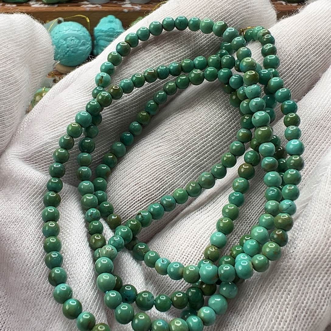 绿松石配饰未镶嵌