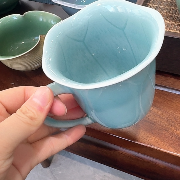 碗哈哈哈哈哈哈哈哈哈姐姐