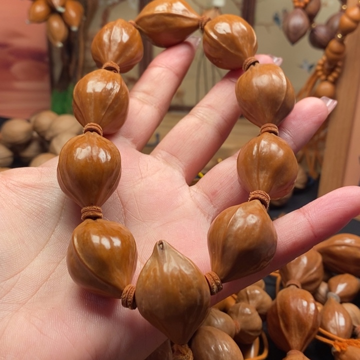 手串/手链橄榄核2.0三花铁盒