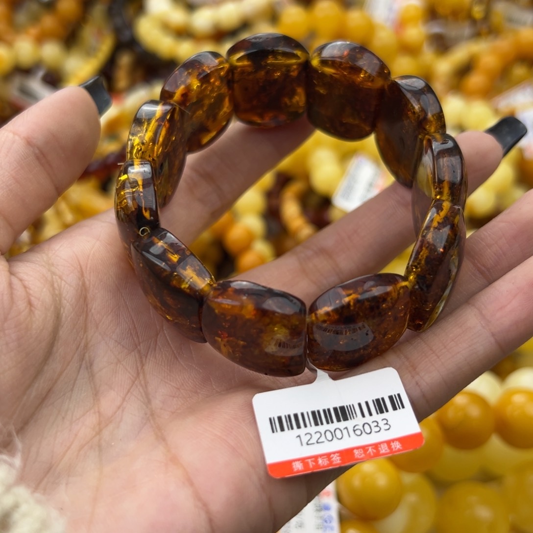 琥珀珠宝奇石未镶嵌