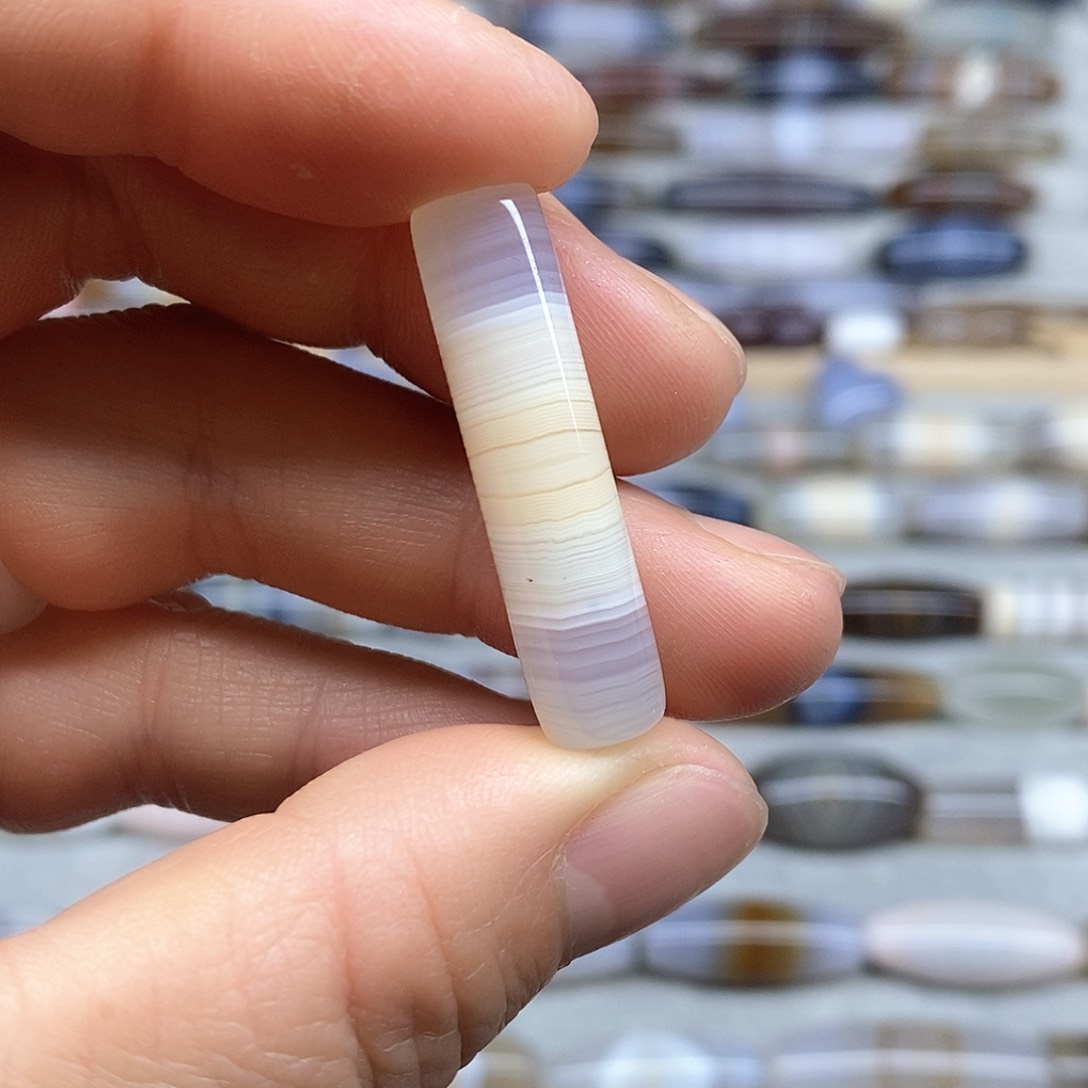 未镶嵌颈饰玛瑙/玉髓庞*眼