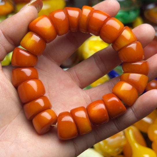 琥珀手串未镶嵌蜜蜡