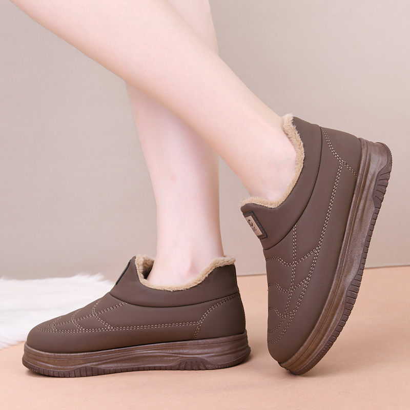 2025冬季新款老北京布鞋女棉鞋加绒加厚保暖舒适妈妈鞋防滑雪地靴