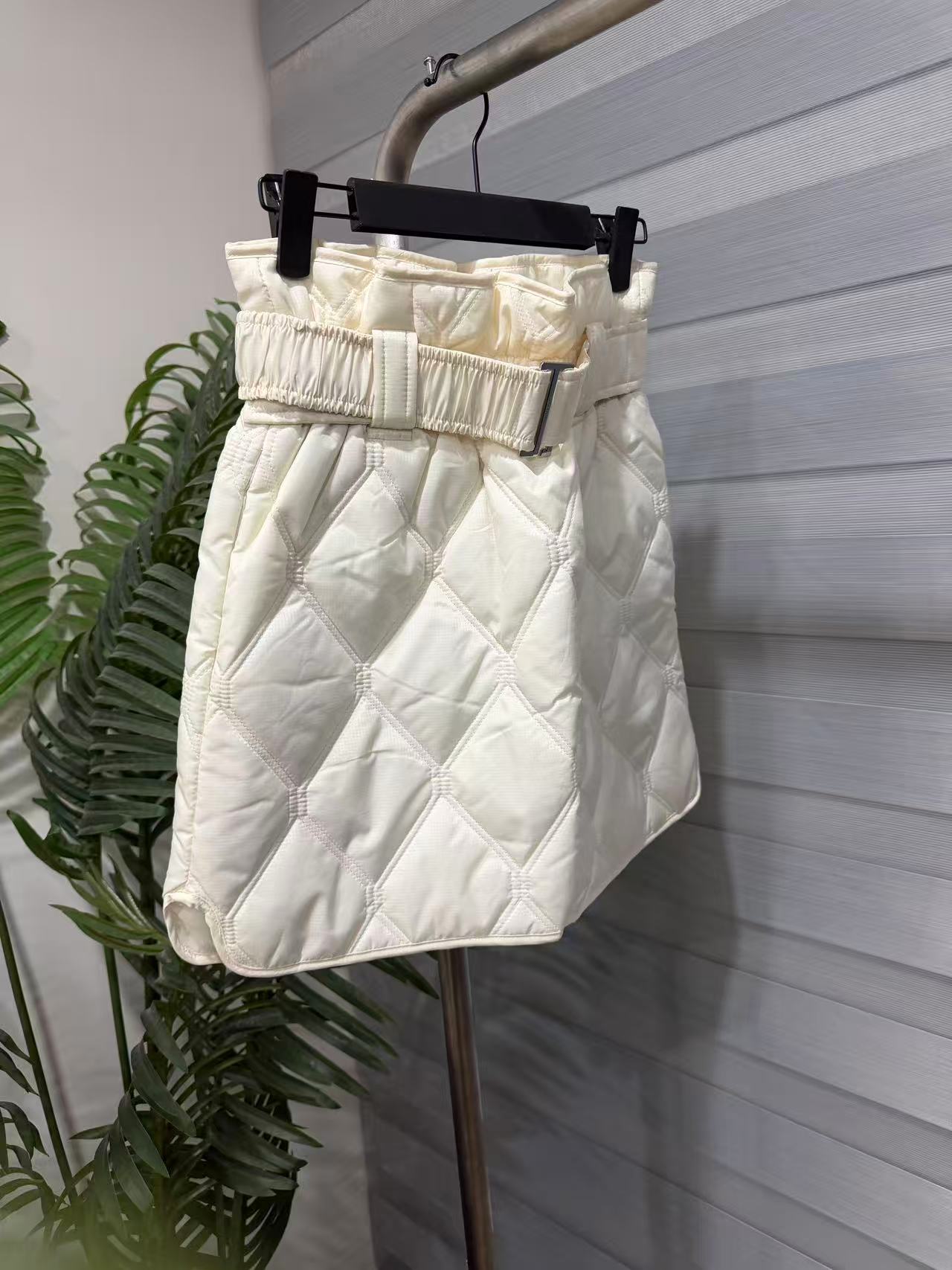 gann尼半裙立体花菱形格