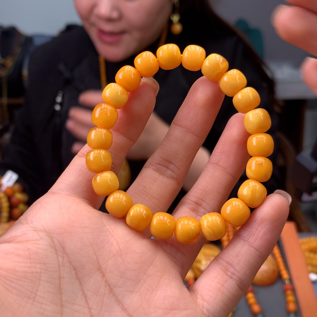 蜜蜡手串未镶嵌天然
