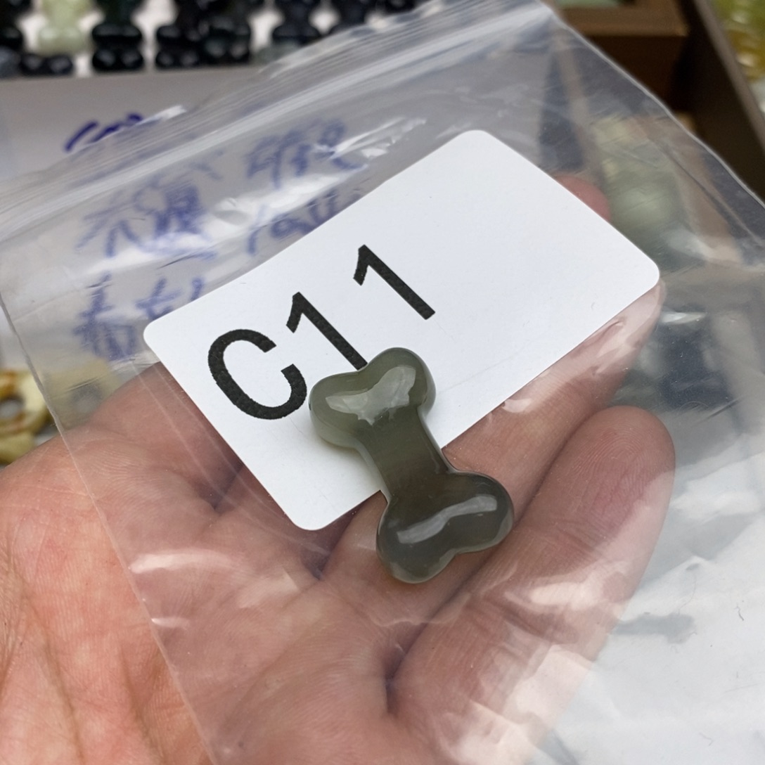 岫玉纯天然岫玉假一赔十默认微瑕不退不换未镶嵌