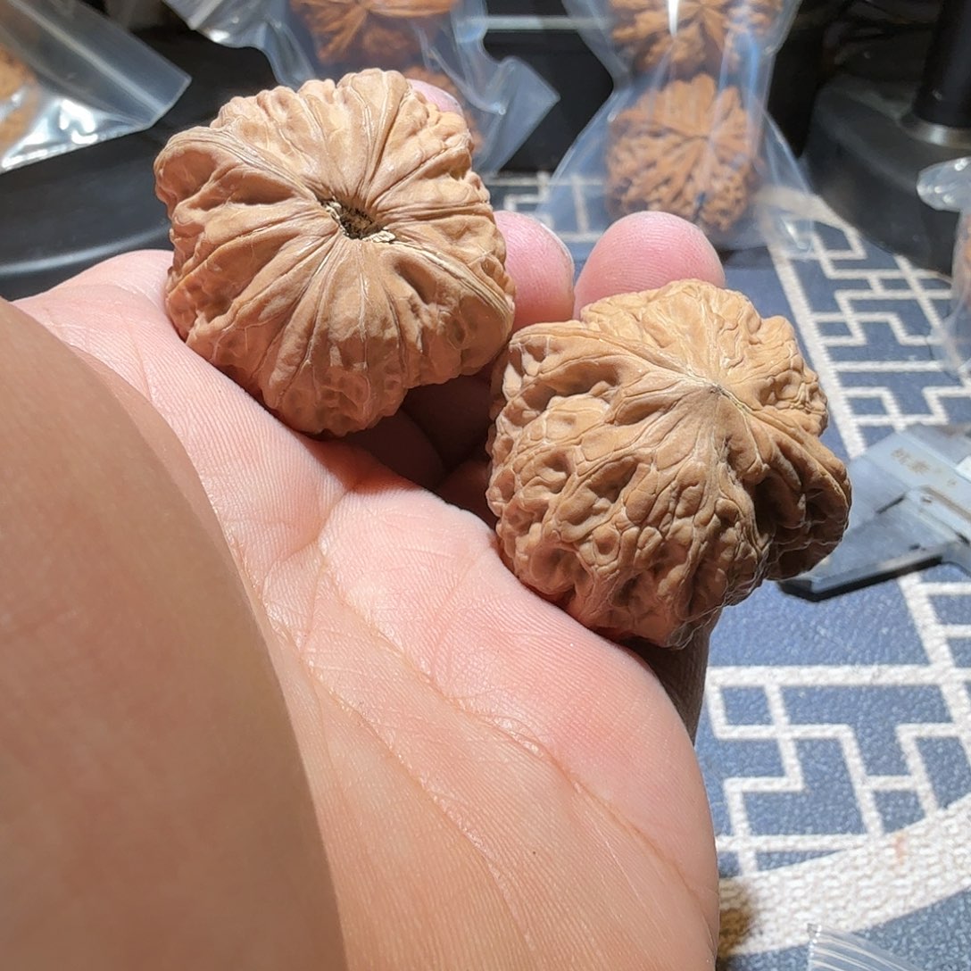 文玩核桃把件英**路铁锤