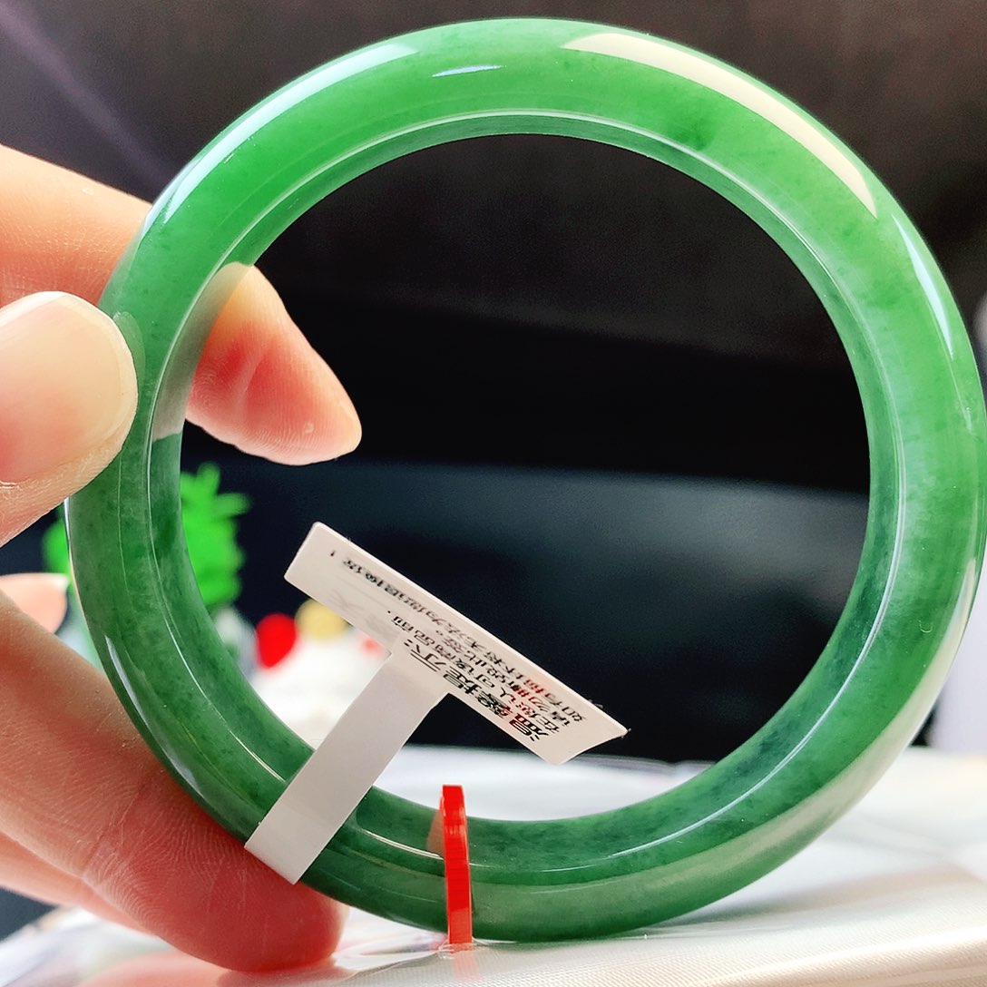 未镶嵌手镯翡翠58圈