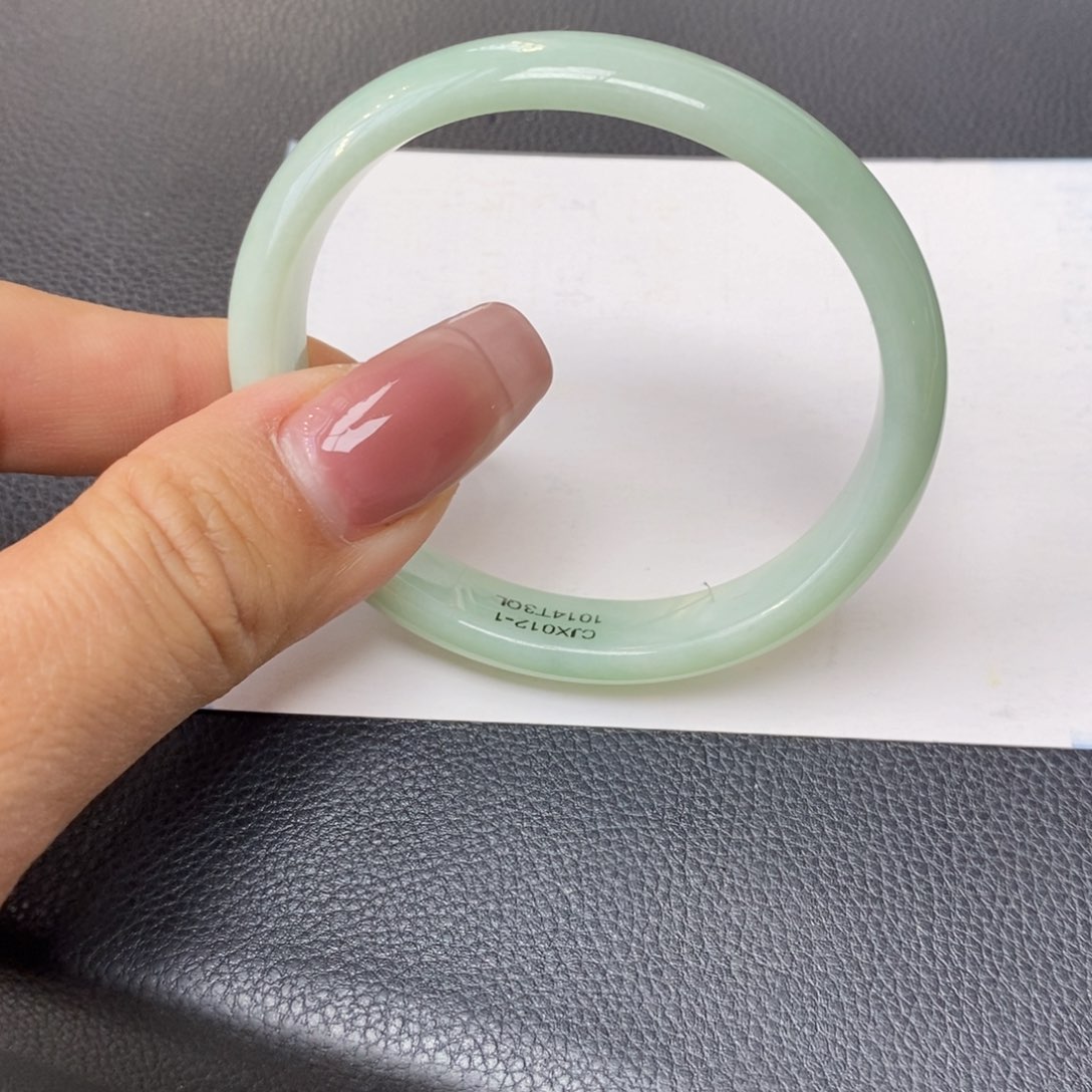 翡翠未镶嵌手镯53-54贵妃