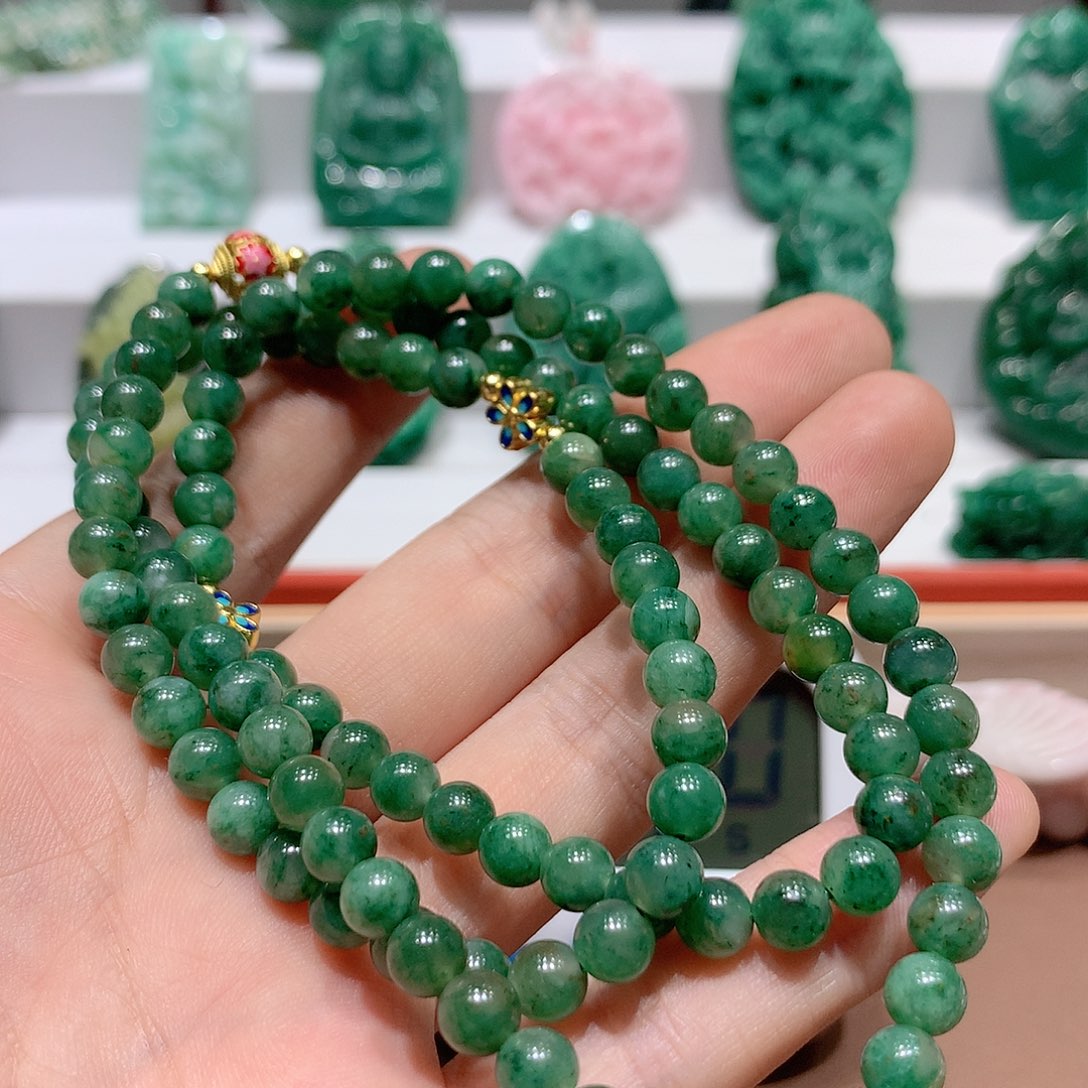 独山玉挂件未镶嵌我***呀