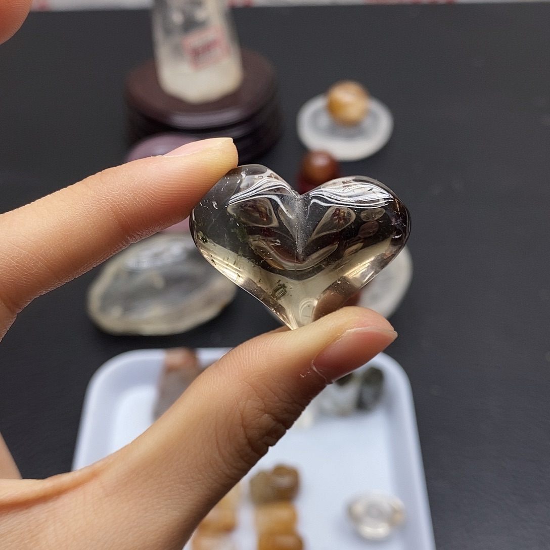 未镶嵌珠宝半成品水晶68水晶石