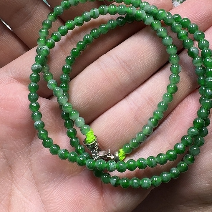 翡翠未镶嵌颈饰天然A货翡翠放漏