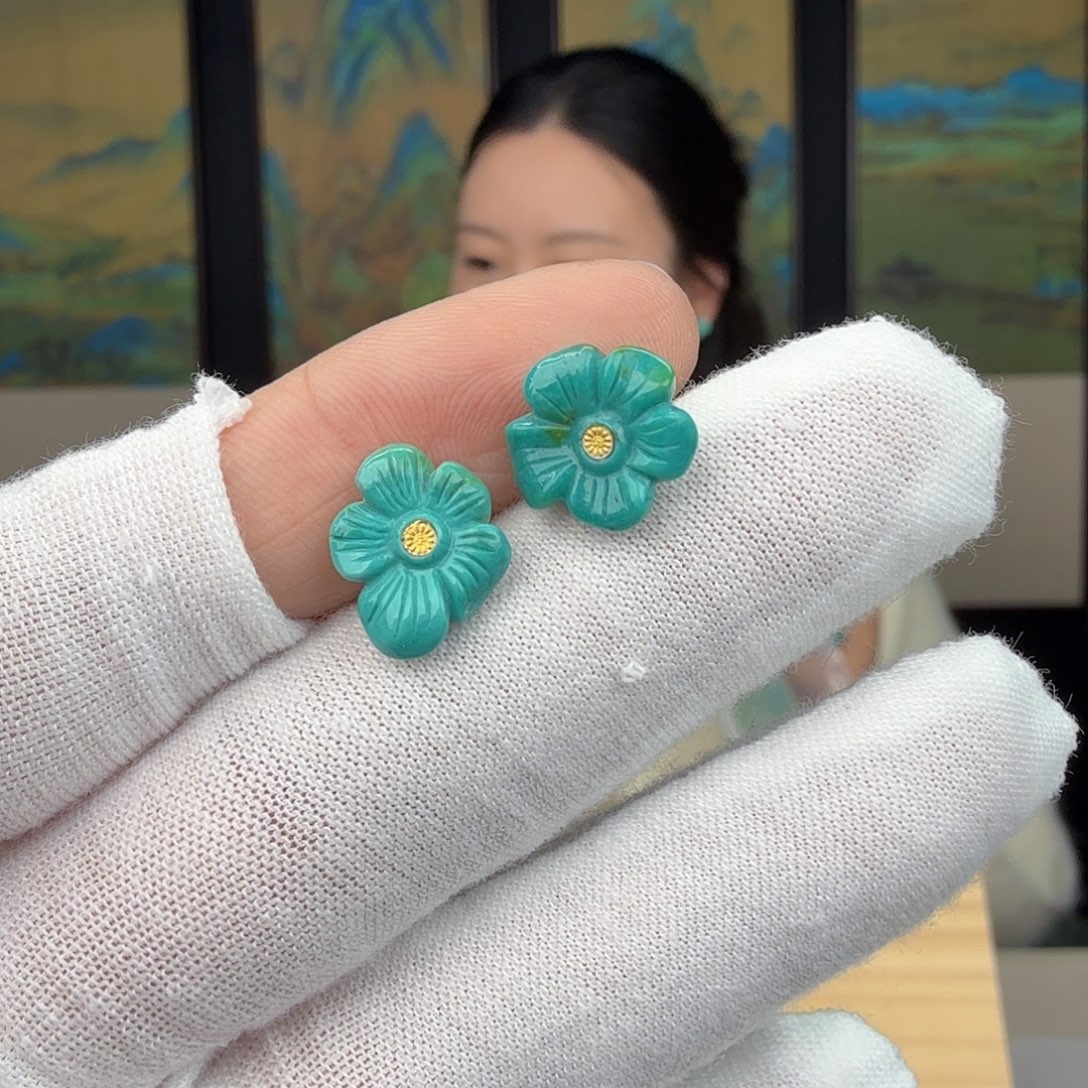 绿松石未镶嵌珠宝奇石