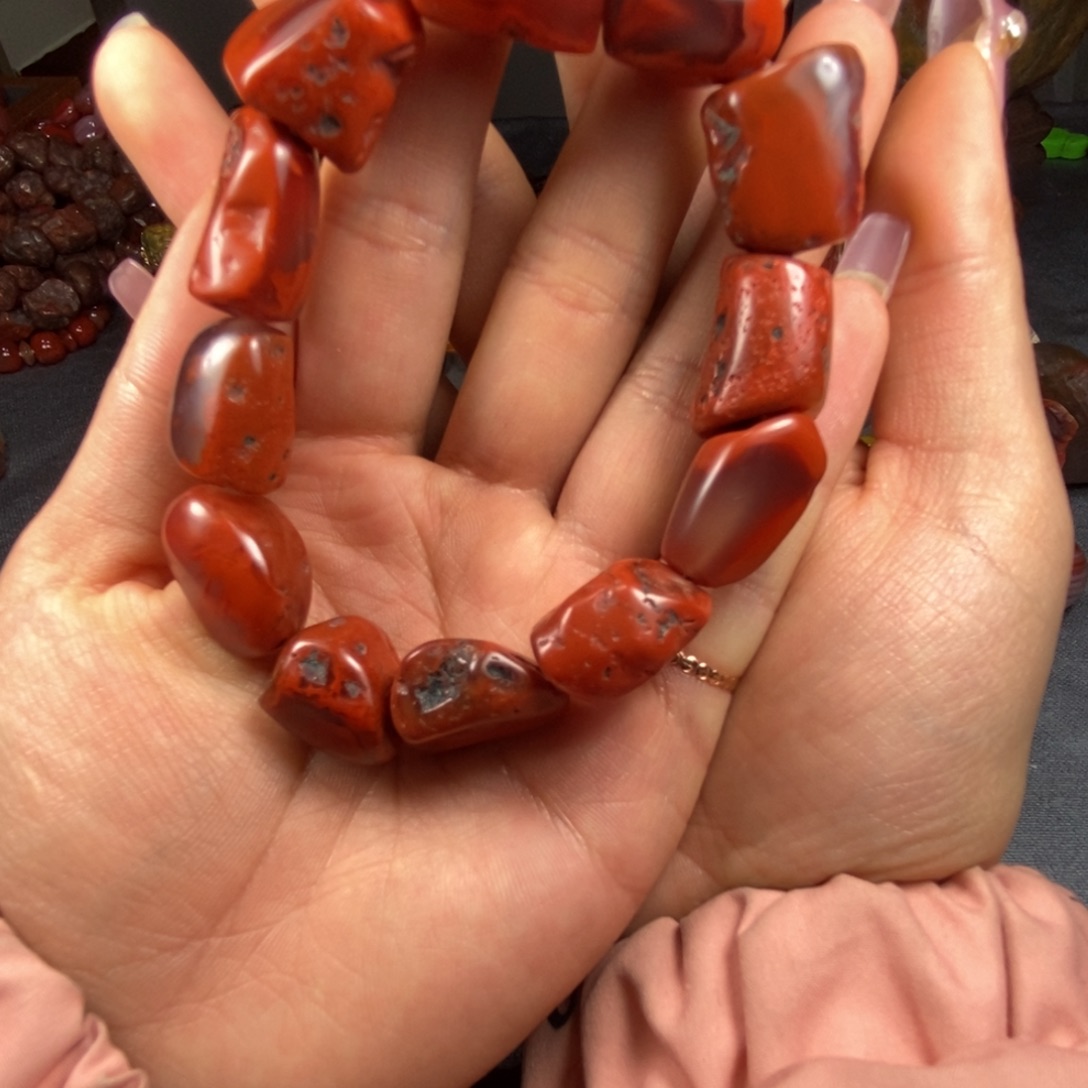 南红玛瑙手串未镶嵌