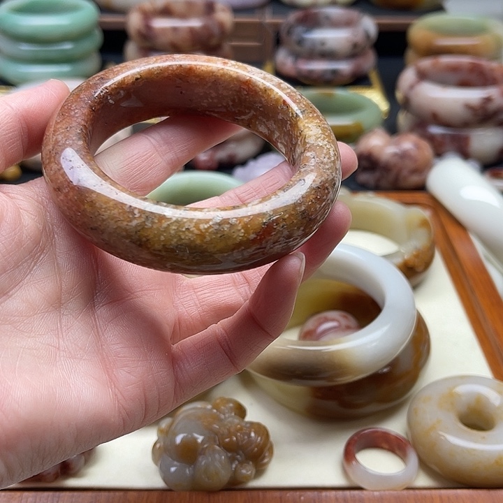 石英质玉合金手镯