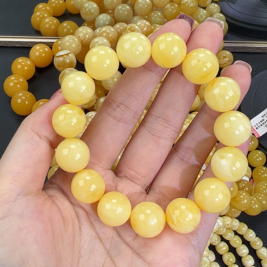 琥珀未镶嵌手链24.5黄白蜡