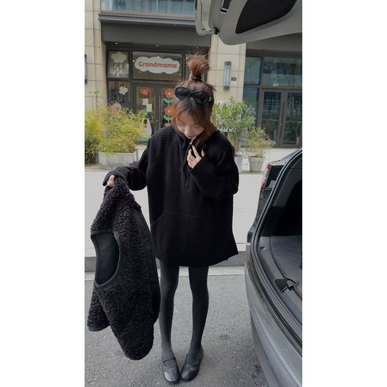 QiongQiong人手款！设计感半拉链竖坑条宽松版连帽针织衫