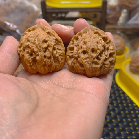 文玩核桃吊坠霞云