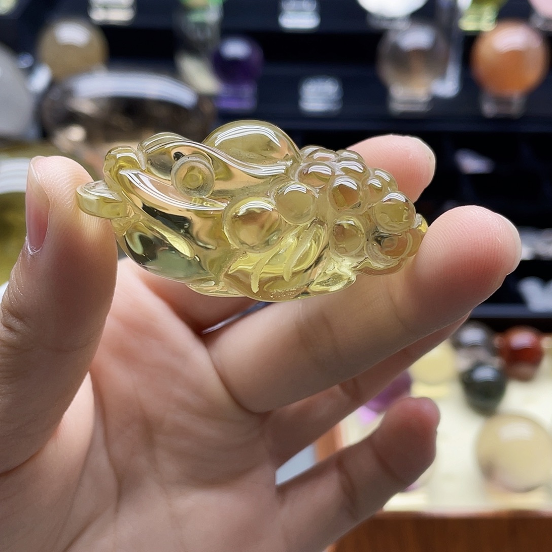 早***干未镶嵌珠宝半成品水晶