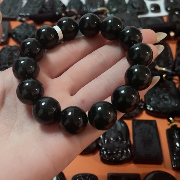 翡翠颈饰未镶嵌乐*下