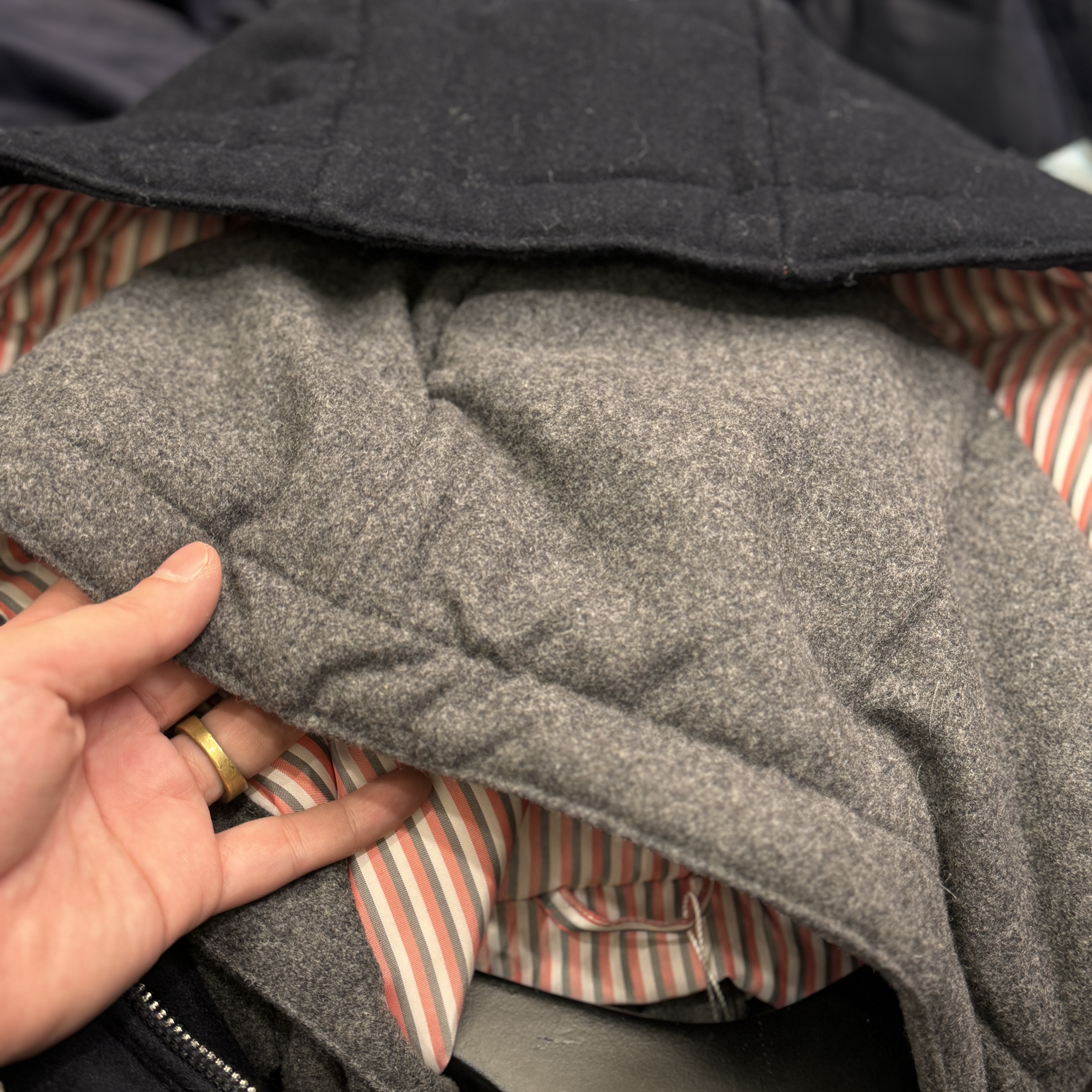 33028-百搭保暖长袖男加厚羽绒服-F