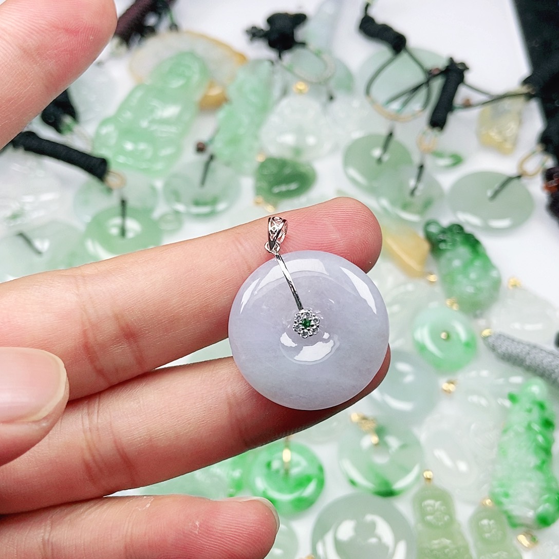 吊坠(不含链)未镶嵌翡翠