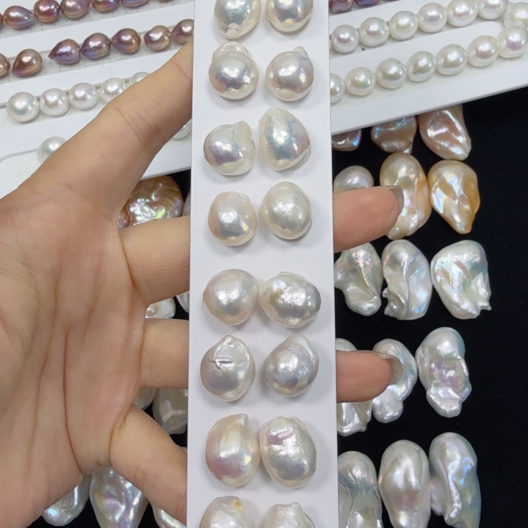 淡水珍珠银S925镶嵌耳钉